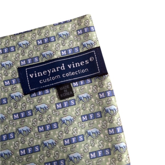 NWOT Vineyard Vines Custom Collection Scarf - Picture 2 of 3